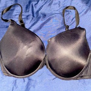Victoria’s Secret Black Push Up Bra 36D